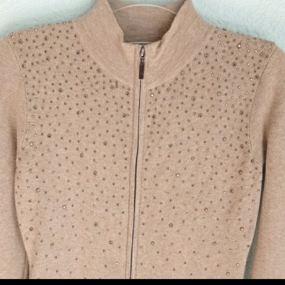 LIQUID by Sioni | Rhinestone Zip Up Cardigan PS - Picture 3 of 10